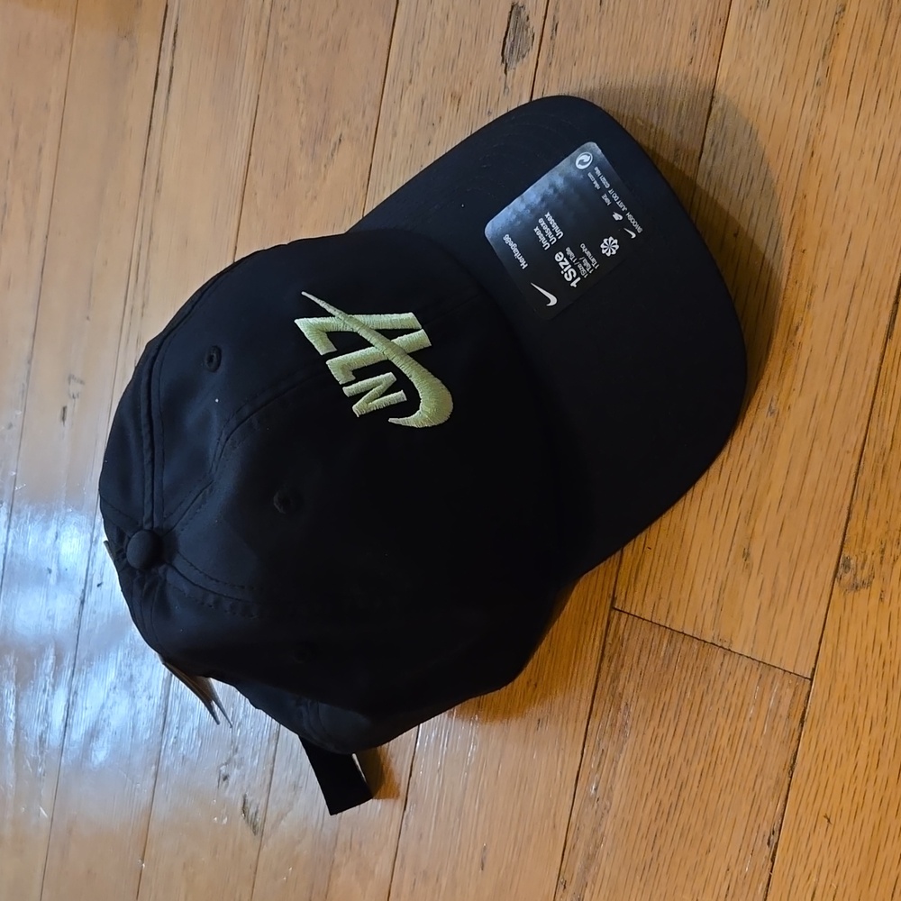 NWT Nike Tottenham Hotspur Nike Cub N17 Heritage Adjustable Black Hat Cap - Picture 4 of 10
